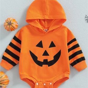 Orange Pumpkin Baby Boy Or Girl Hoodie Sweatshirt Onsie Outfit NEW 6 MONTHS